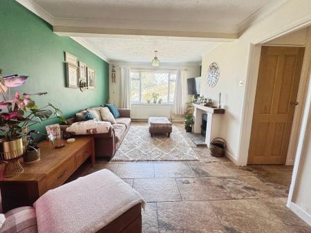 3 bedroom Semi-detached house for sale in Willow Crescent, Warminster, BA12
