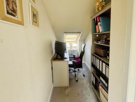 3 bedroom Semi-detached house for sale in Willow Crescent, Warminster, BA12