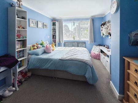 3 bedroom Semi-detached house for sale in Willow Crescent, Warminster, BA12