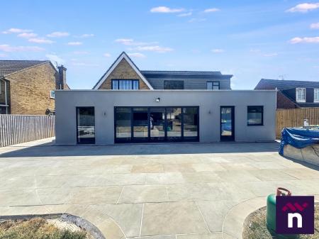 4 bedroom Detached house for sale in Prestbury Drive, Warminster, BA12