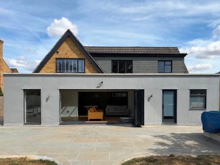 4 bedroom Detached house for sale in Prestbury Drive, Warminster, BA12