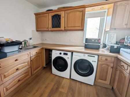 4 bedroom Detached house for sale in Prestbury Drive, Warminster, BA12