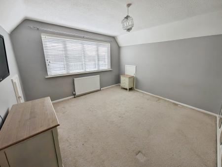 4 bedroom Detached house for sale in Prestbury Drive, Warminster, BA12