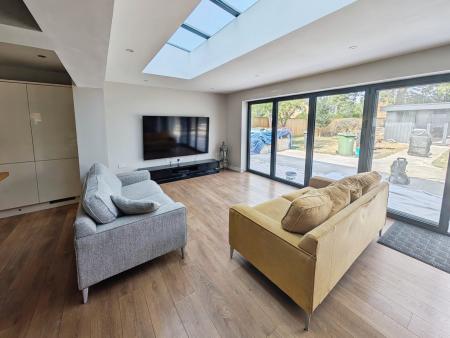 4 bedroom Detached house for sale in Prestbury Drive, Warminster, BA12