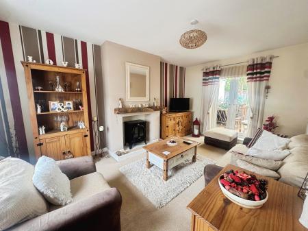 3 bedroom Semi-detached house for sale in Myrtle Avenue, Warminster, BA12