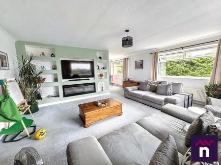 4 bedroom Detached house for sale in The Downlands, Warminster, BA12