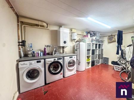 4 bedroom Detached house for sale in The Downlands, Warminster, BA12