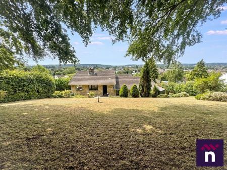 4 bedroom Detached house for sale in The Downlands, Warminster, BA12