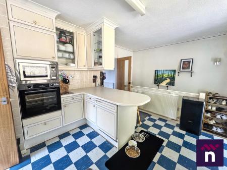 4 bedroom Detached house for sale in The Downlands, Warminster, BA12