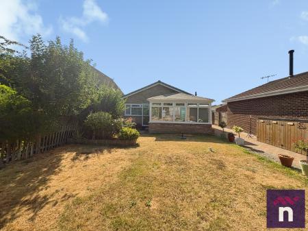 2 bedroom Bungalow for sale in Damask Way, Warminster, BA12