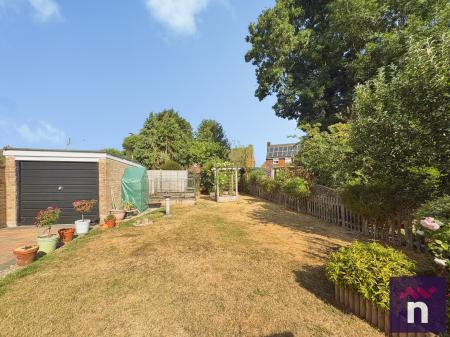 2 bedroom Bungalow for sale in Damask Way, Warminster, BA12