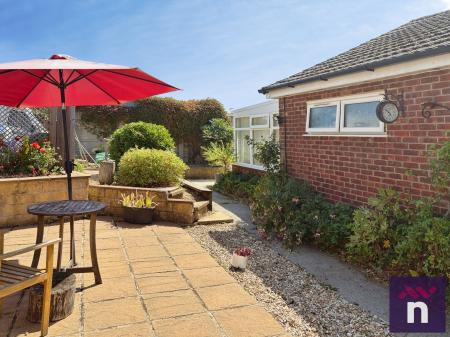 2 bedroom Bungalow for sale in Ebble Crescent, Warminster, BA12
