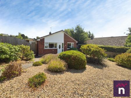2 bedroom Bungalow for sale in Ebble Crescent, Warminster, BA12