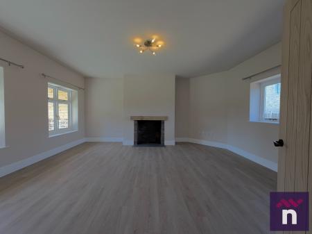 4 bedroom Detached house to let in West street, Warminster, BA12