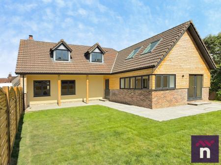 4 bedroom Detached house to let in West street, Warminster, BA12