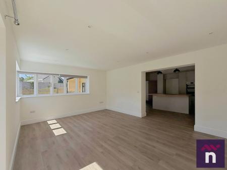4 bedroom Detached house to let in West street, Warminster, BA12