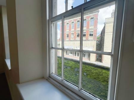 1 bedroom Flat to let in High Street, Warminster, BA12