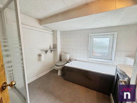 2 bedroom Terraced House for sale in Bread Street, Warminster, BA12