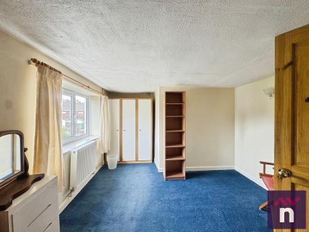 2 bedroom Terraced House for sale in Bread Street, Warminster, BA12