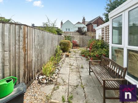 2 bedroom Terraced House for sale in Bread Street, Warminster, BA12