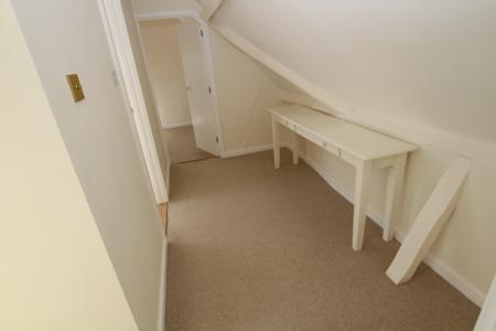 5 bedroom Terraced House to let in High Street, Heytesbury, BA12