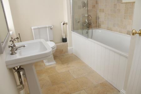 5 bedroom Terraced House to let in High Street, Heytesbury, BA12