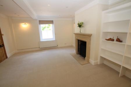 5 bedroom Terraced House to let in High Street, Heytesbury, BA12