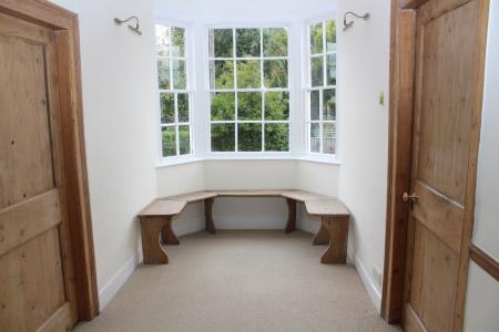 5 bedroom Terraced House to let in High Street, Heytesbury, BA12