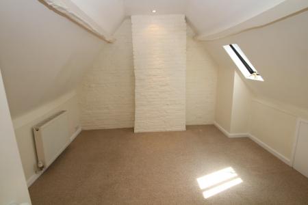5 bedroom Terraced House to let in High Street, Heytesbury, BA12