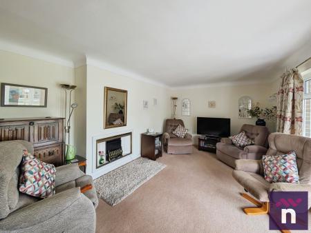 3 bedroom Detached house for sale in Woodcock Gardens, Warminster, BA12