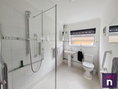 3 bedroom Detached house for sale in Woodcock Gardens, Warminster, BA12