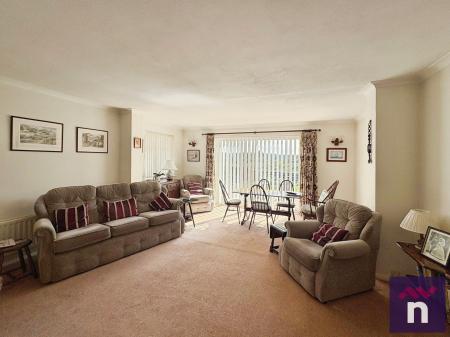 3 bedroom Bungalow for sale in Ludlow Close, Warminster, Warminster, BA12