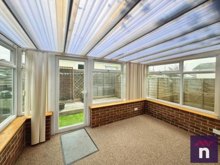 1 bedroom Bungalow for sale in Woodcock Road, Warminster, BA12