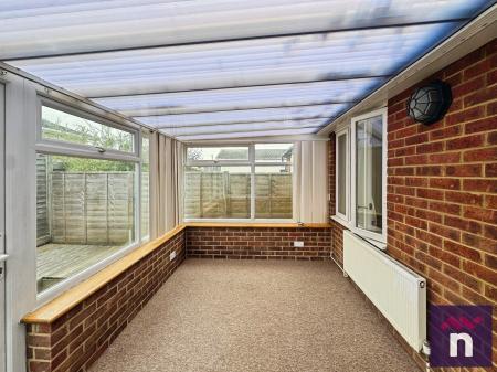 1 bedroom Bungalow for sale in Woodcock Road, Warminster, BA12
