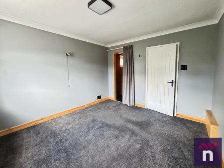 2 bedroom Detached bungalow for sale in Wylye Road, Warminster, BA12