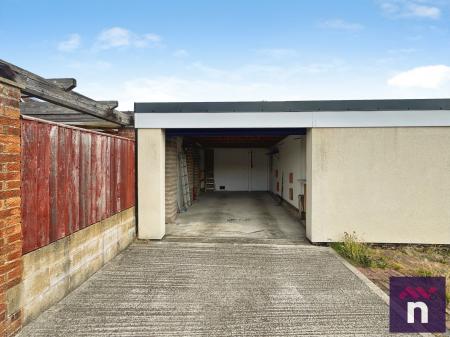 2 bedroom Detached bungalow for sale in Wylye Road, Warminster, BA12