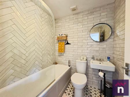 2 bedroom Terraced House for sale in Foxley Close, Warminster, BA12