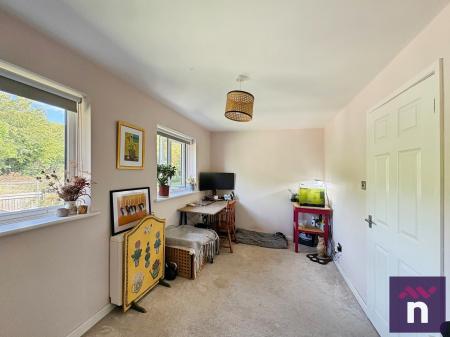 2 bedroom Terraced House for sale in Foxley Close, Warminster, BA12