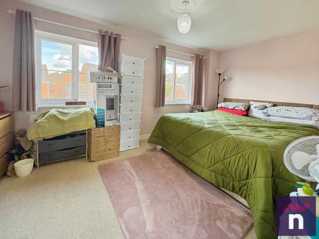 3 bedroom Detached house to let in Bashkir Road, Westbury, BA13