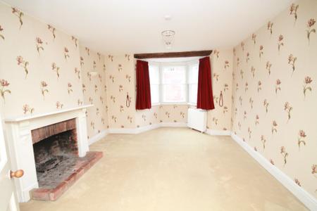 3 bedroom Terraced House to let in High Street, Codford, BA12