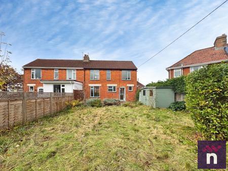 3 bedroom Semi-detached house for sale in Beech Avenue, Warminster, Warminster, BA12