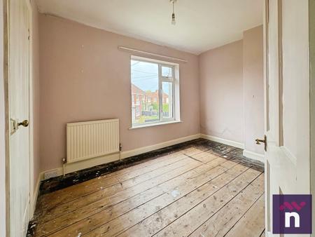 3 bedroom Semi-detached house for sale in Beech Avenue, Warminster, Warminster, BA12