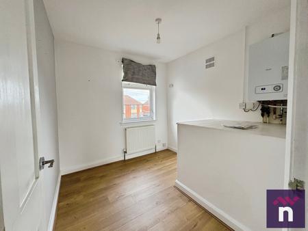 3 bedroom Semi-detached house for sale in Beech Avenue, Warminster, Warminster, BA12