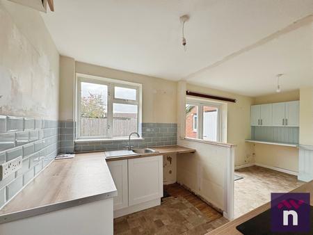3 bedroom Semi-detached house for sale in Beech Avenue, Warminster, Warminster, BA12