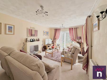 2 bedroom Semi-detached bungalow for sale in Coleridge Close, Warminster, BA12