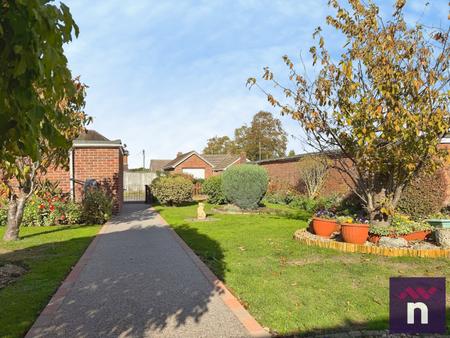 2 bedroom Semi-detached bungalow for sale in Coleridge Close, Warminster, BA12