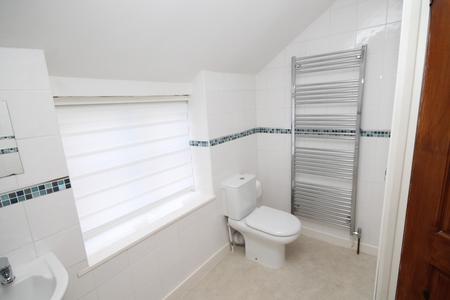 2 bedroom Terraced House to let in Victoria Road, Warminster, BA12