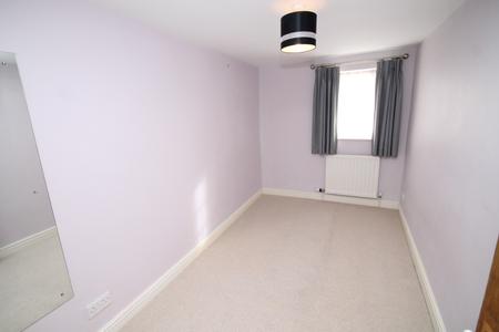 2 bedroom Terraced House to let in Victoria Road, Warminster, BA12