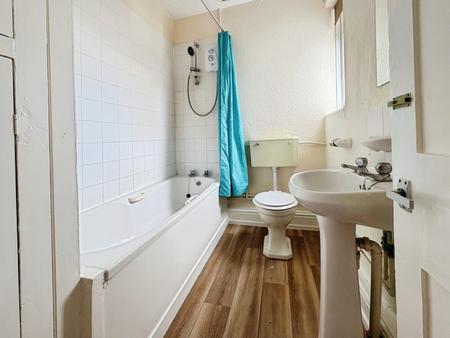 1 bedroom Flat to let in Market Place, Warminster, BA12