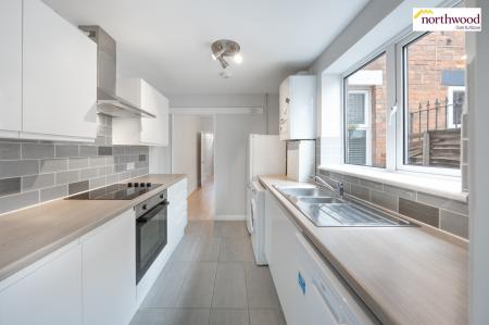 3 bedroom Terraced House for sale in Copsewood, Watford, WD24